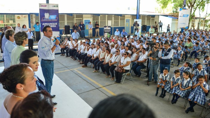 Programa Escuela Digna y Moderna en primaria Naciones Unidas (2)