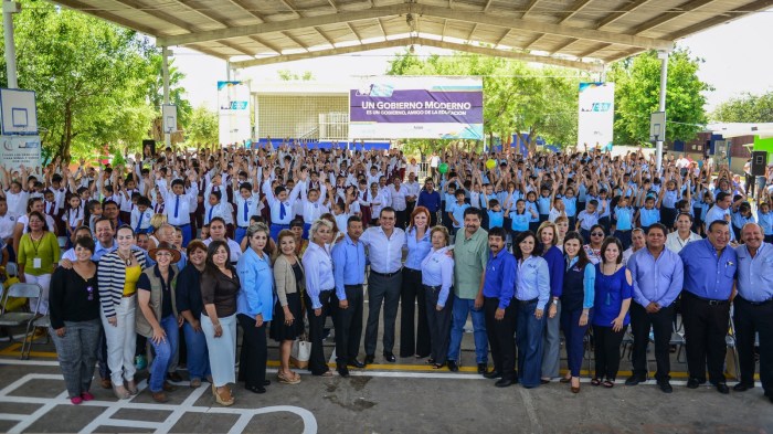 VISITA A ESCUELA NUMERO CIEN  (1).jpg